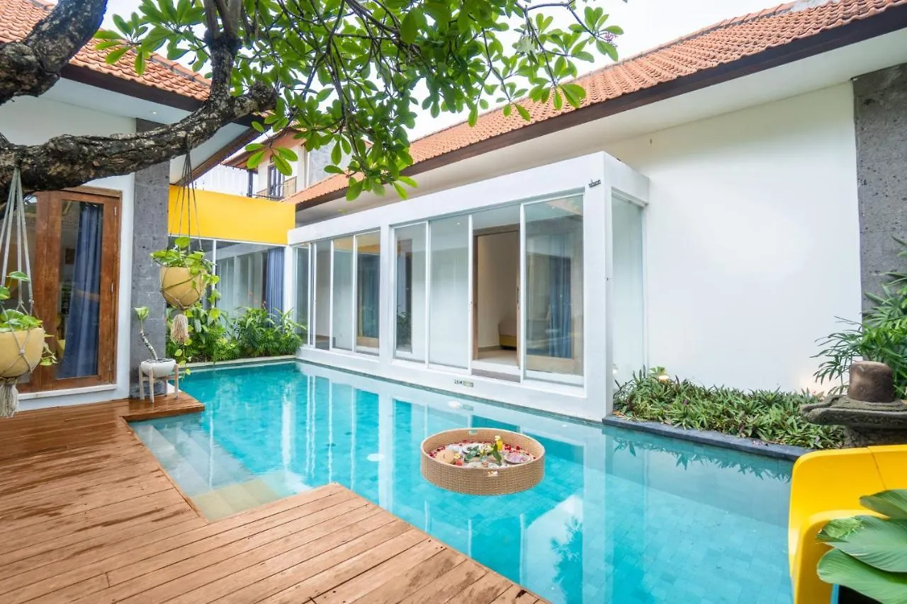 La Mira Villa Seminyak By Ini Vie Hospitality Kerobokan 0*,  Indonésie